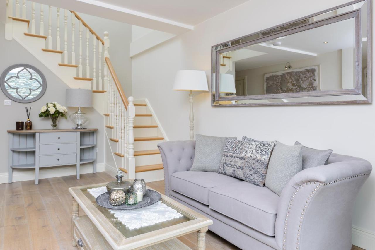 Shrubbery Mews Luxury Apartment 켄마어 외부 사진